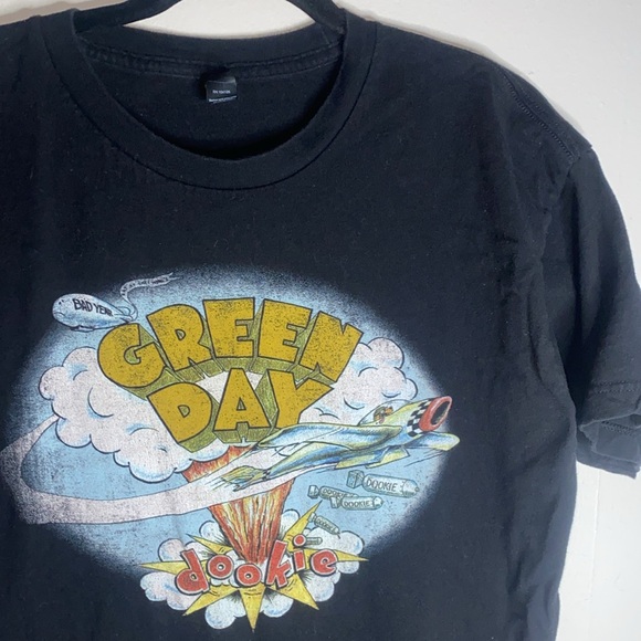 Other - 🦋Green Day “Dookie” band tee!